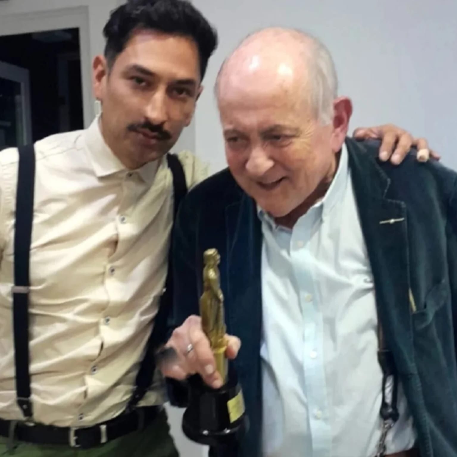 Productor del programa Hola Chiche con Chiche Gelblung por Radio del Plata