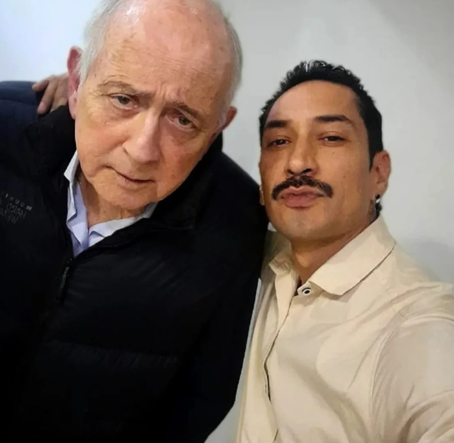 Productor del programa Hola Chiche con Chiche Gelblung por Radio del Plata